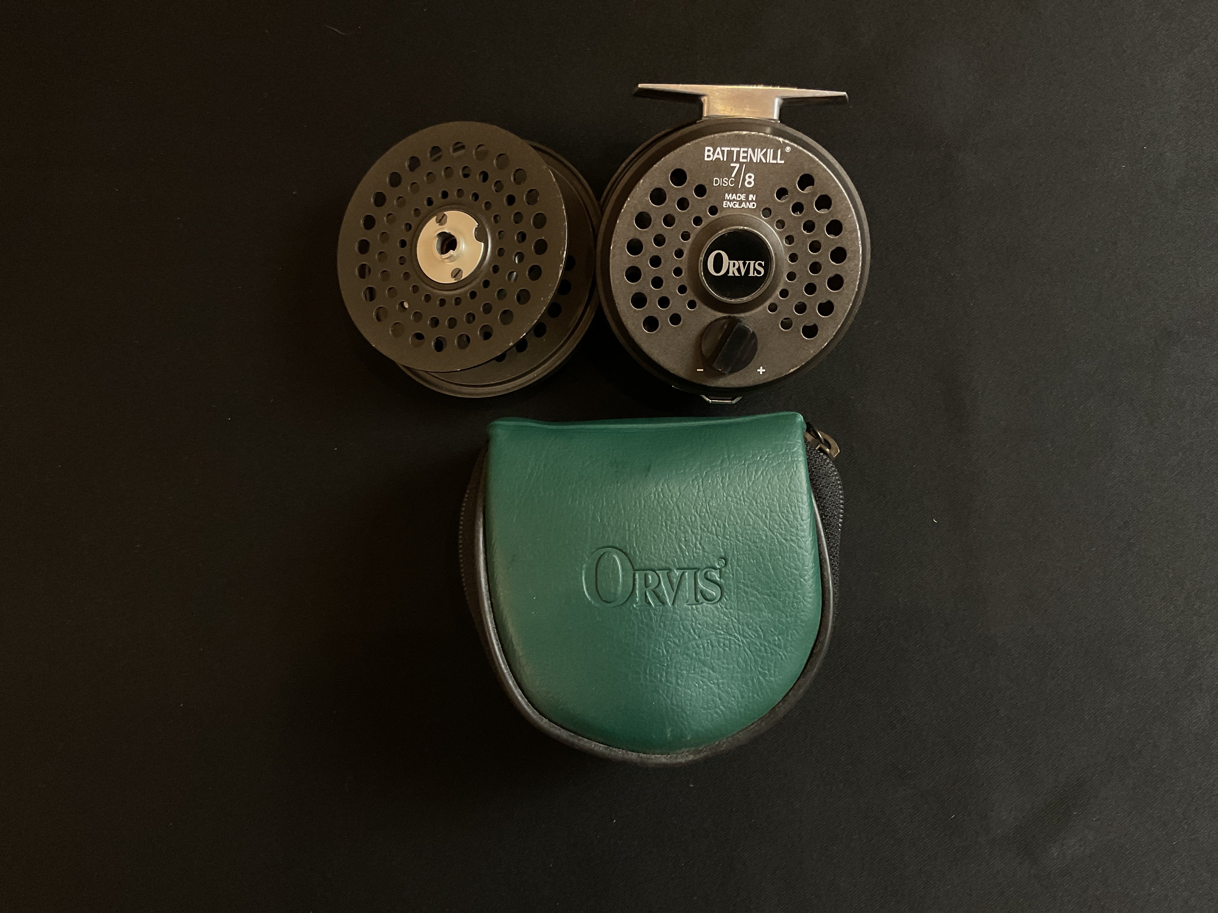 battenkill fly reel for 7 8 Orvis Disc III Black a curved reelfoot that wont kink leaders Orvis Battenkill Click Fly Reel