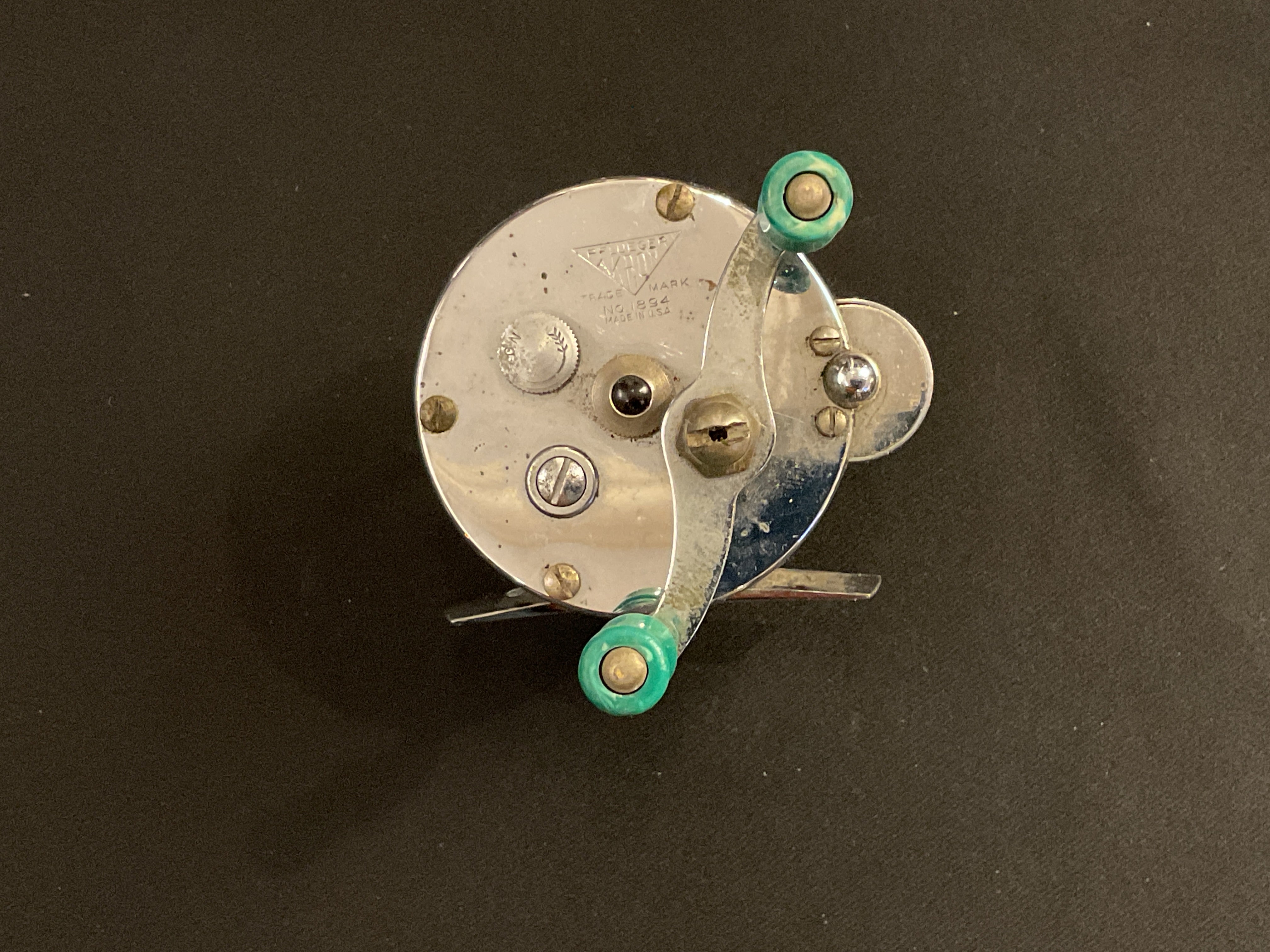 Pflueger - Vintage Akron No. 1894 Spin Fishing Reel