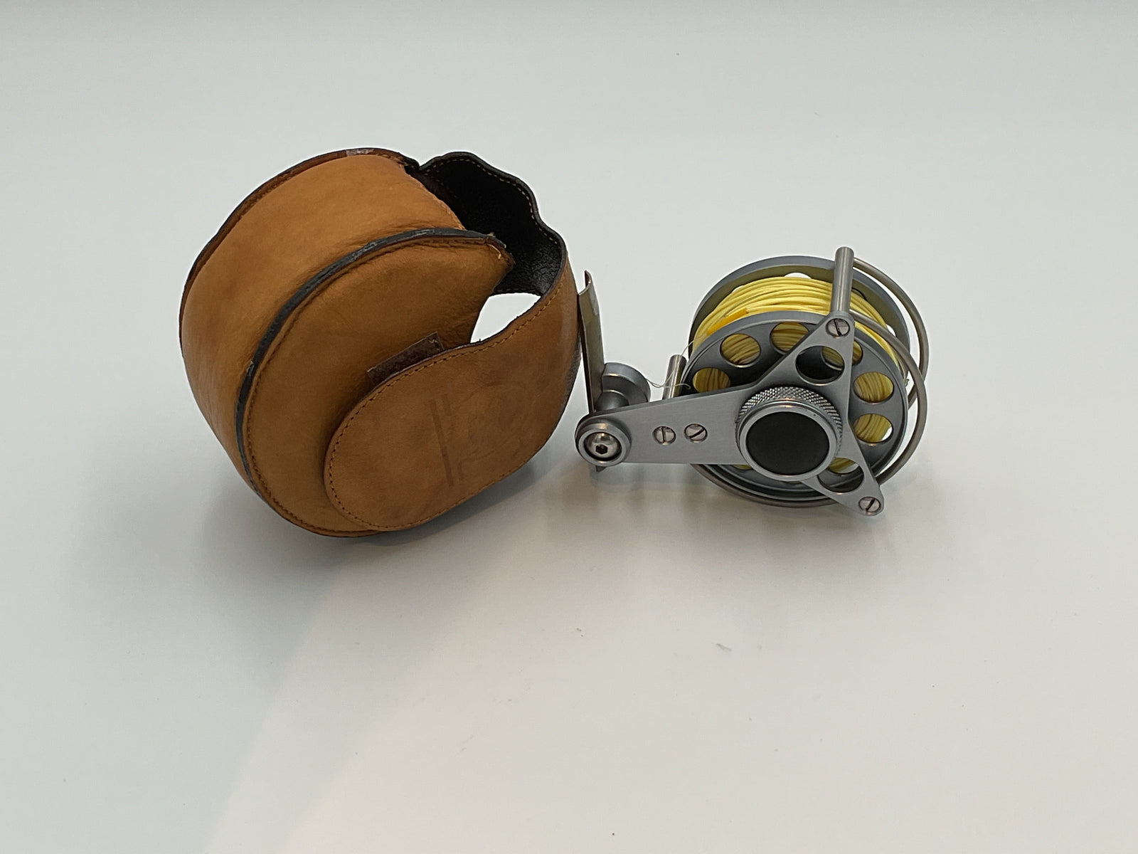 Ari T Hart - Ari II Fly Reel
