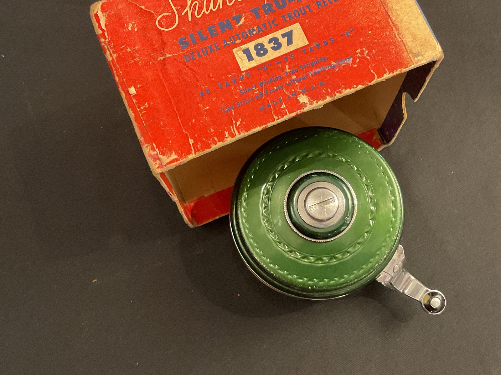 Shakespeare - Silent Tru-Art Deluxe Automatic Trout Reel