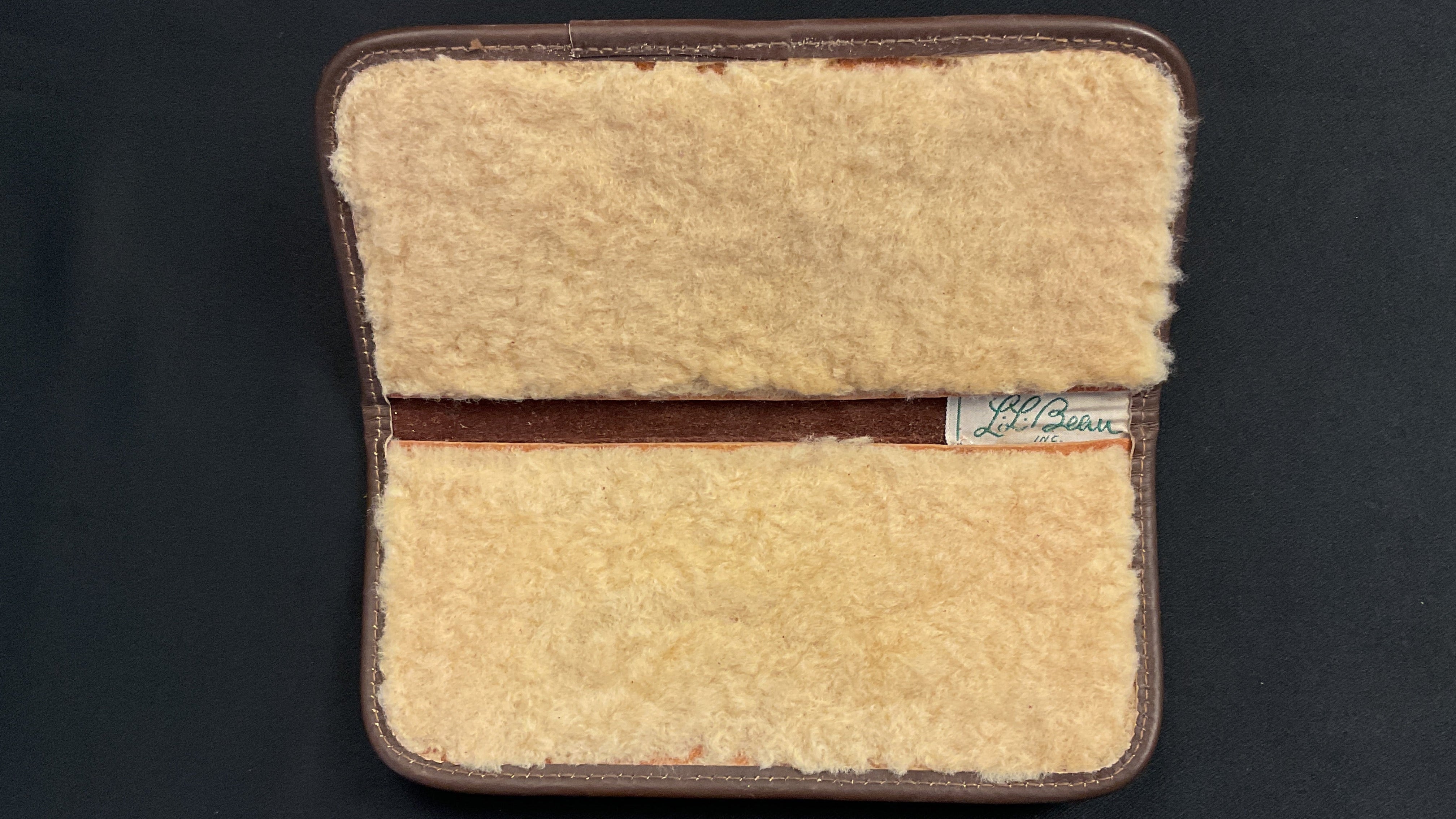 LL Bean - Vintage Leather Fly Wallet