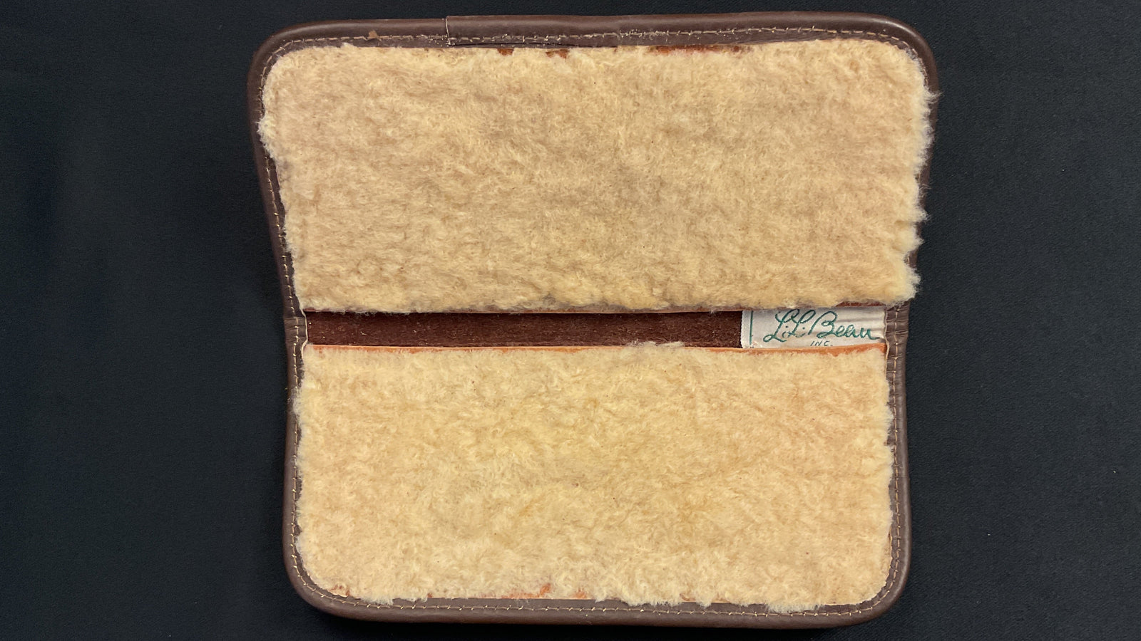 LL Bean - Vintage Leather Fly Wallet