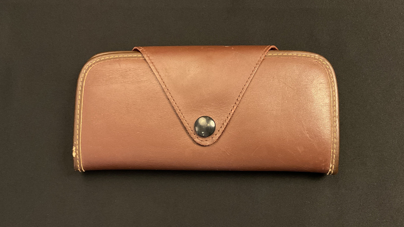 LL Bean - Vintage Leather Fly Wallet