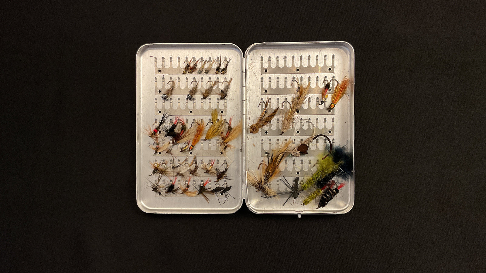 Perrine - #90 Vintage Fly Box